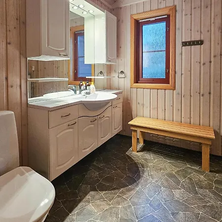 بيت للعطل Gorgeous In With Harbor View *